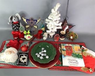 Holiday Treasures
Includes a star shaped candle lantern, a Tiffany style poinsettia tea light lamp, a LED snowman lamp, glass angels, handmade ornaments, serving platters and more.
