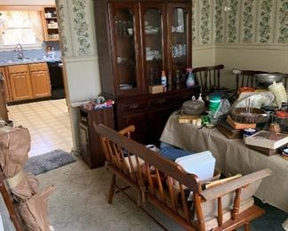 China hutch, bench, dining table and 6 chairs w leaves