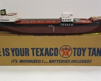 TEXACO TOY TANKER, NORTH DAKOTA CLASS. A PROMOTIONAL MADE BY AMF WEN-MAC. HAS ORIGINAL BOOKLET. 27" LONG. ca 1961