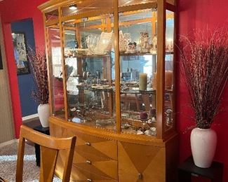 Contemporary lighted hutch