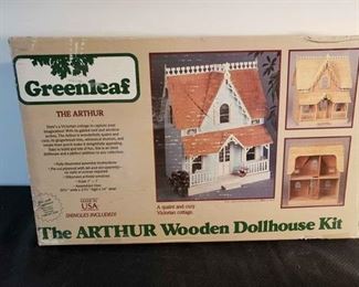 Greenleaf The Arthur Wooden Dollhouse kit