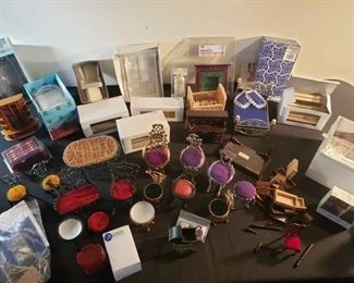 dollhouse furniture