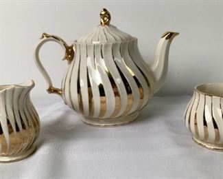 SADLER ENGLAND TEA SET