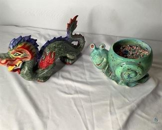 Ceramic Patio Decor
Colorful ceramic dragon H8" x W4" x D14" and Snail planter (currently filled with rocks) H5.5" x W8" x D6". Snail has some scuffing. Good condition