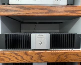 ROTEL Power Amplifier RB-1050