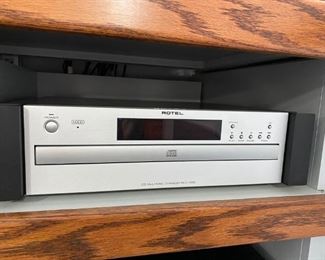 ROTEL Compact Disc Digital Audio / CD Multidisc Changer RCC-1055