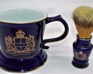 Lot 017
Porcelain Shaving mug & brush