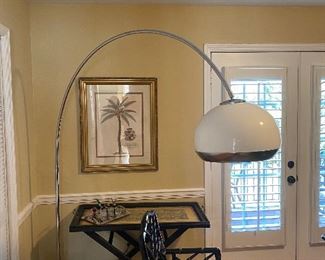 MCM 1970’s vintage arc lamp.  Excellent  condition   “Has a $1000.00 reserve
Chrome with marble baseii