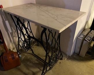 sewing machine base table