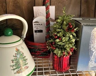 Christmas tree tea kettle