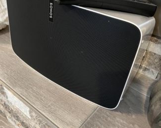 Sonos wireless blue tooth speakers