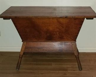 Early Pennsylvania Dough Box