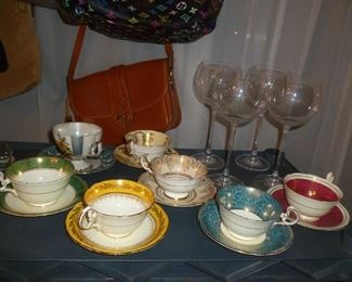 Cups & saucers