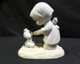 Precious Moments 1987 Members Only Figurine
