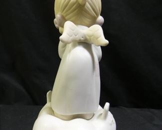 Precious Moments Sending you a Rainbow