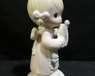 Precious Moments 1986 membership