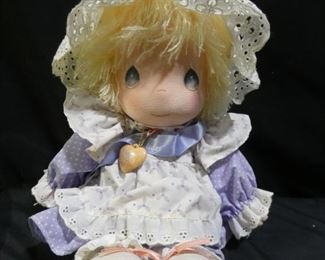 Precious Moments 1985 Retired Doll
