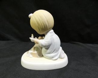 Precious Moments 1983 Members Only Figurine
