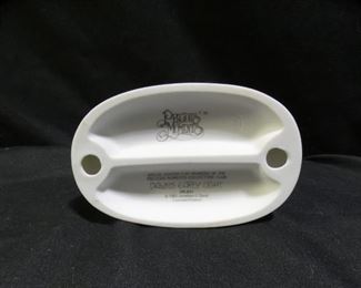 Precious Moments 1983 Members Only Figurine