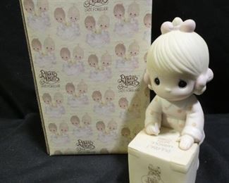 Precious Moments 1987 Symbol of Membership