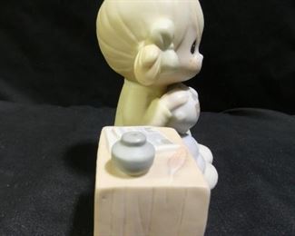 Precious Moments 1984 Symbol of Membership