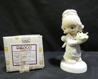 Precious Moments Waitress 'Carrying' Food