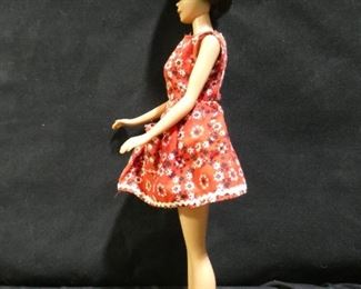 1962 Midge with Accessories & Magazine