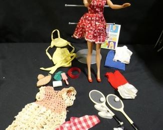 1962 Midge with Accessories & Magazine