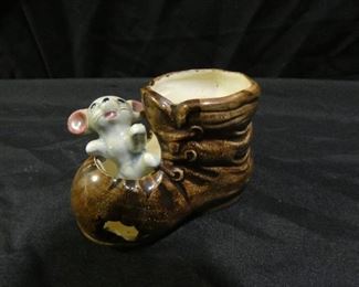 Vintage Wales, Brinn's & More Porcelain Figurines