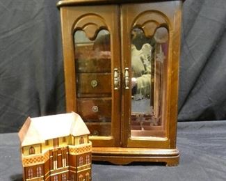 Jewelry and Trinket Boxes