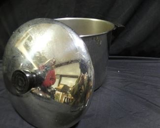 2 Stainless Steel Stock 8 & 12 Qt  Pots