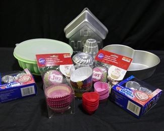 Baking & Jello Molds,  Pans & Foil Cups