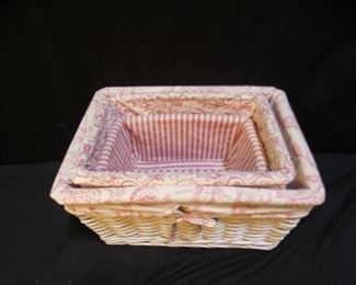 3 Nesting Baskets w/ Cloth Liners & 1 Round Basket