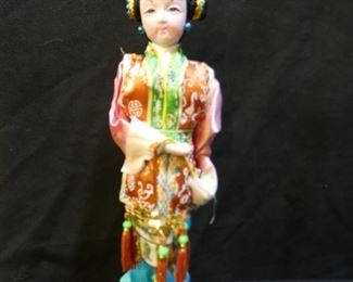 4 Vintage Asian Dolls & Figurines