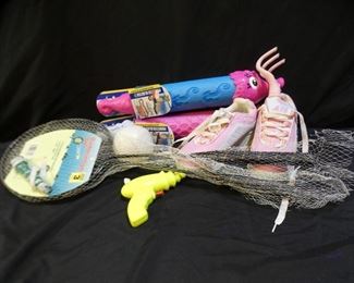 Girls Skating Shoes, Badminton, Water Guns ++