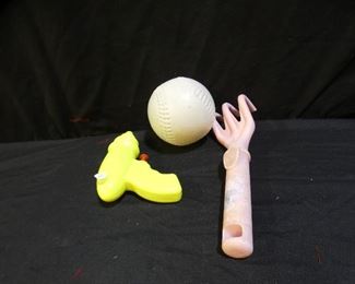 Girls Skating Shoes, Badminton, Water Guns ++