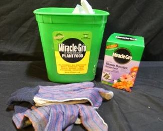 Miracle Grow Fertilizer & Insect Killer