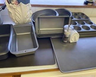 Baking Pans, Bakeware