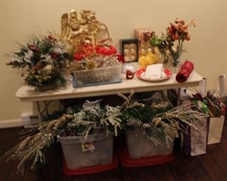 Christmas Decoration, Garland, Bulbs, Angel