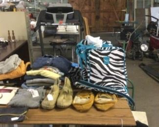 3 piece luggage set never used