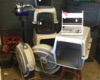 Kennels, fans, dryer and grooming supplies
