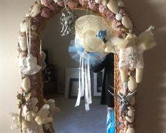 Who doesn’t like crafts with shells?
Cute mirror for the bathroom or child’s room
 Only $25