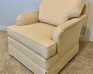 Cream upholstery armchair by Hammary, a LaZBoy company
$120.00