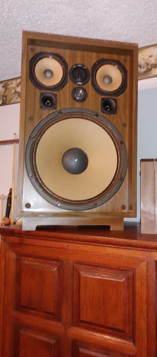 Kenwood speaker, mint condition - Kenwood KL-777