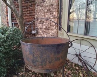 This black iron kettle is huge!!!