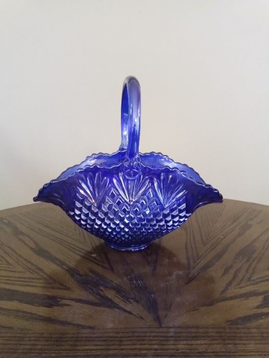 Estate Sale in the Foxwood Springs Addition... starts on 1/20/2022