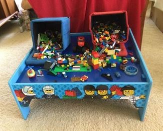 MSE041 - Welcome To LEGO Town Activity Table & LEGO Pieces