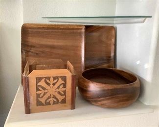 Mse070 Various Wood Items - Calabash, Plates, Candle Holder