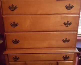 5.NICE MAPLE CHEST OF DRAWERS $