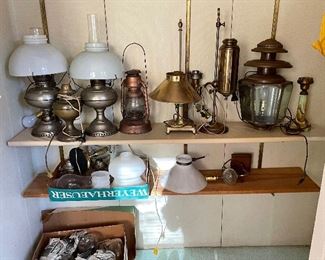 LANTERNS AND VINTAGE ANTIQUE LAMPS